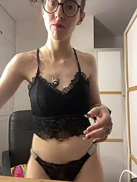 MartiniiSelenna Chat XXX in diretta