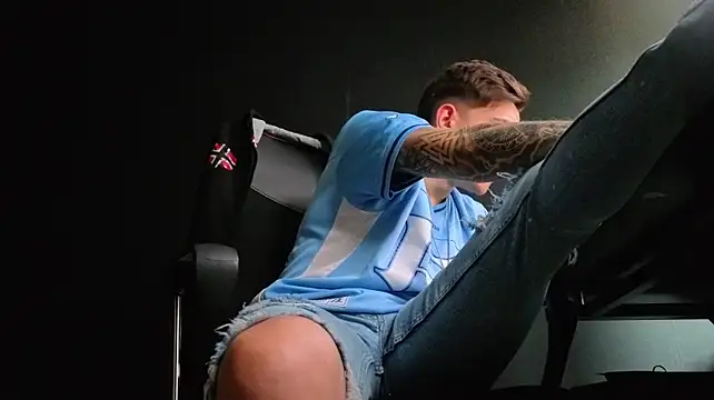 FelixStarkk 现场XXX聊天