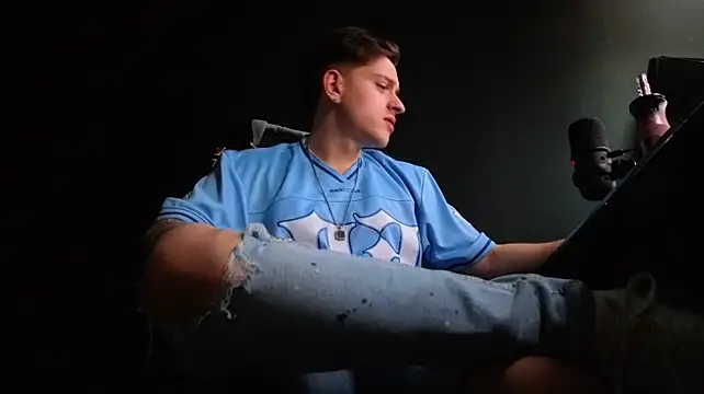 XXX chat uživo modela FelixStarkk