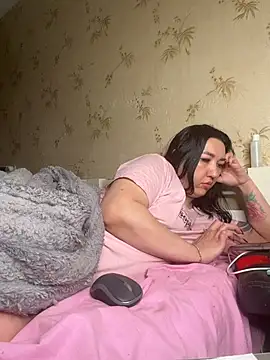 Naughtbaby_2025 XXX чат на живо