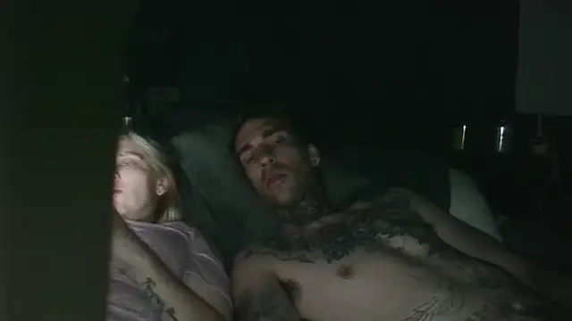 2-BLUNT-CUNTS' Live XXX Chat