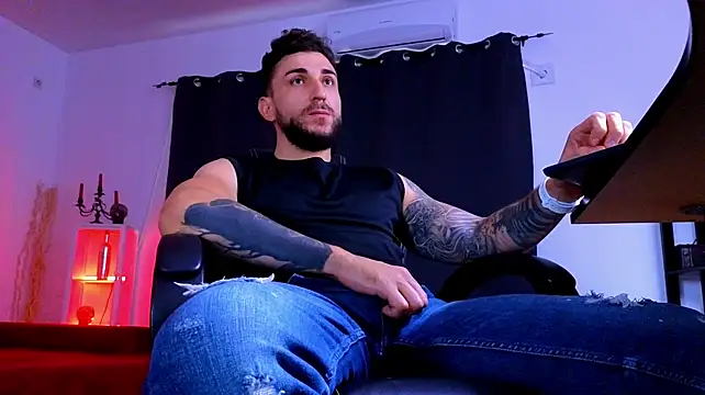 MightyAaron66 Chat XXX in diretta