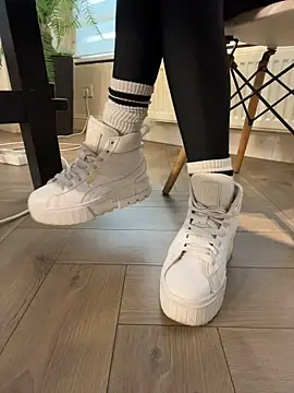 FeetVibe – Live XXX-chat