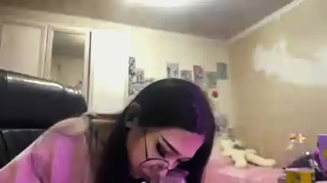 XXX chat uživo modela JoiePaschall