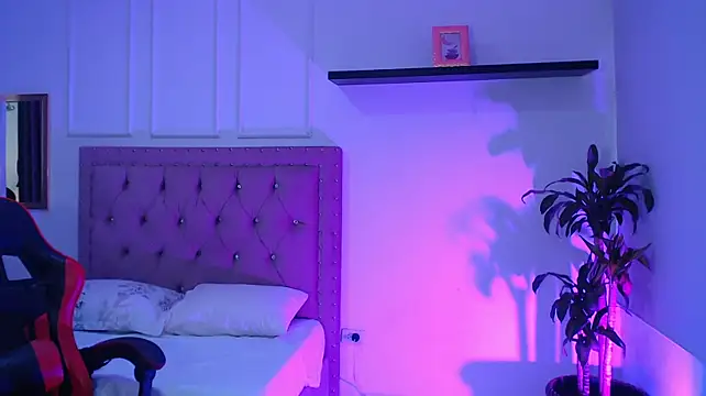 allison_mc live XXX chat
