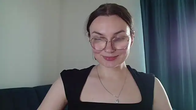 LooveELLYx's Live XXX Chat