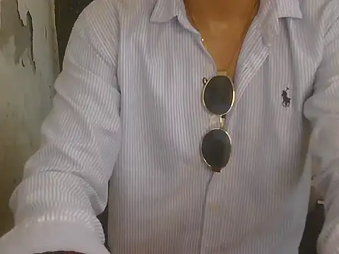 Stubborndesiboy's Live XXX Chat