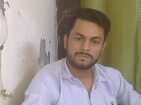 Stubborndesiboy – Live XXX-chat