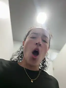 IsabellaSwee Chat XXX live