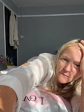 Blondnboujee53 라이브 XXX 채팅