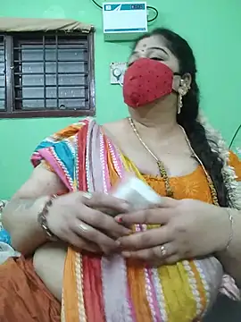 Chat +18 de Tamil-mayasri ao vivo