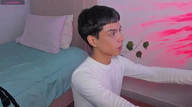 Thomsly_ Live XXX Chat