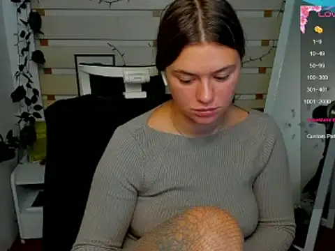 Chat XXX en directo de Josephine_Kiss