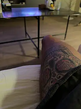 Mike69F Chat XXX in diretta