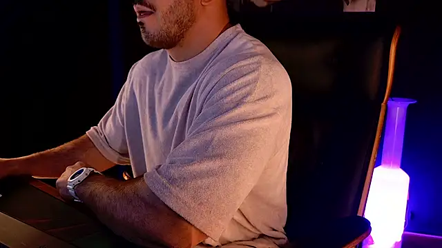 AngeloEric Live XXX-Chat