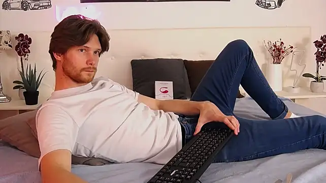 Eddie_Baker Live XXX-chat