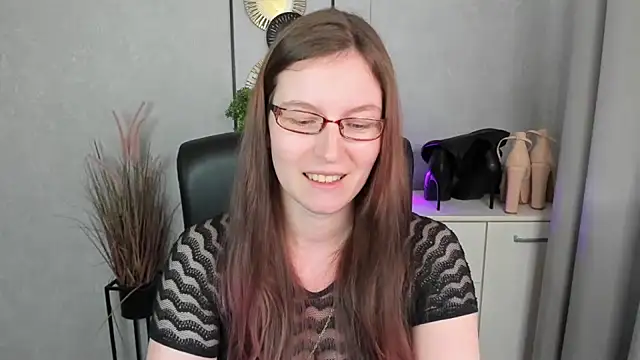 XXX chat uživo modela emmaxDelight