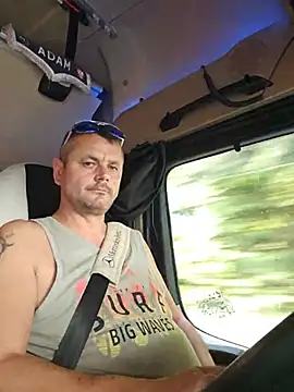 Živý XXX chat adas-