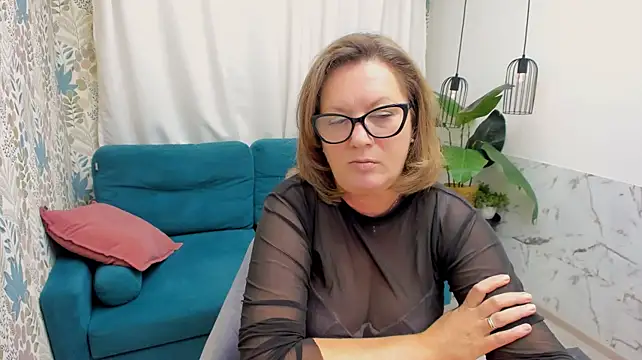Chatroom XXX en direct de LeaPure