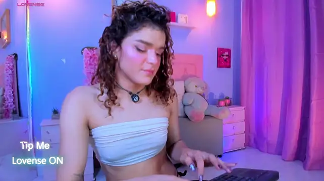 Chatroom XXX en direct de kendallspears_11