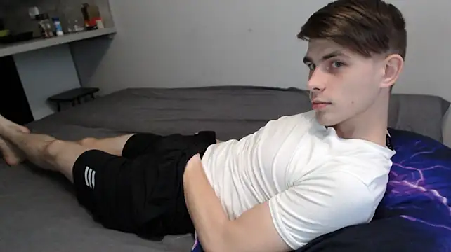 Student_Oliver élő XXX-chatje