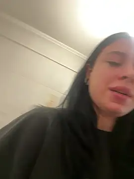 AlishaOfThorns – Naživo XXX chat