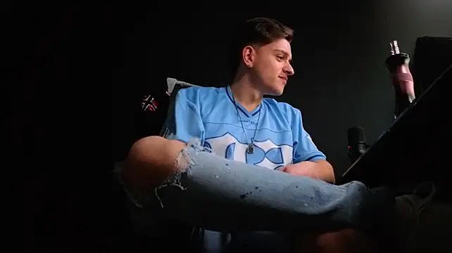 FelixStarkk Live XXX Chat