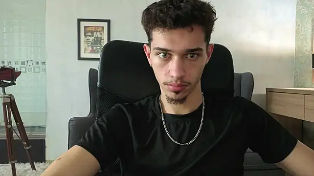 KaydenDrew Chat XXX in diretta