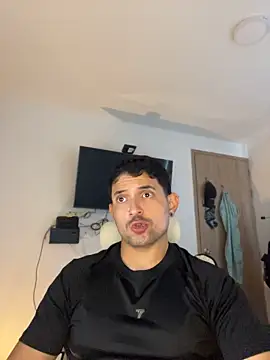 Chat XXX ao vivo de TroyeKnight
