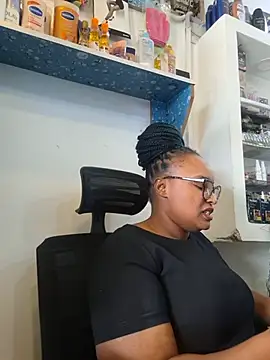 Goddess_of_Hearts live XXX chat