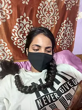 Sandhya_77's Live XXX Chat