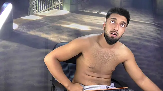 Онлайн чат XXX FinnJude