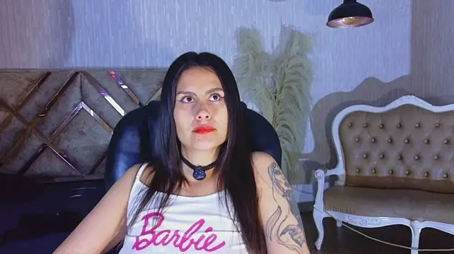 XXX chat uživo modela alanis_22