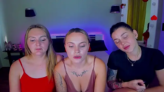 Онлайн чат XXX MagicEyess