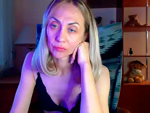 Tanya6547のライブXXXチャット