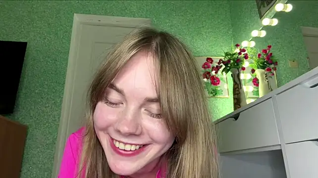 Živý XXX chat SunnyStrike