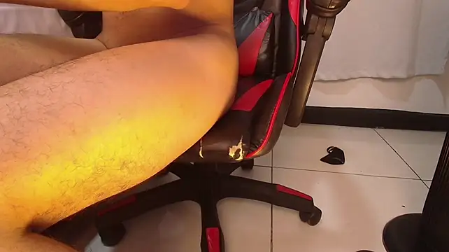 XXX chat uživo modela MaxLeons