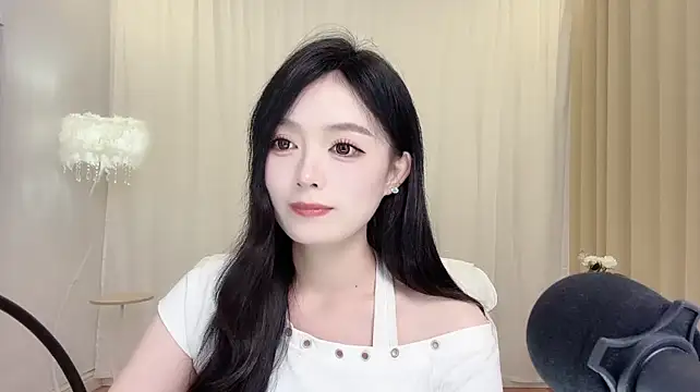 LiLy0608: απευθείας συνομιλία ΧΧΧ
