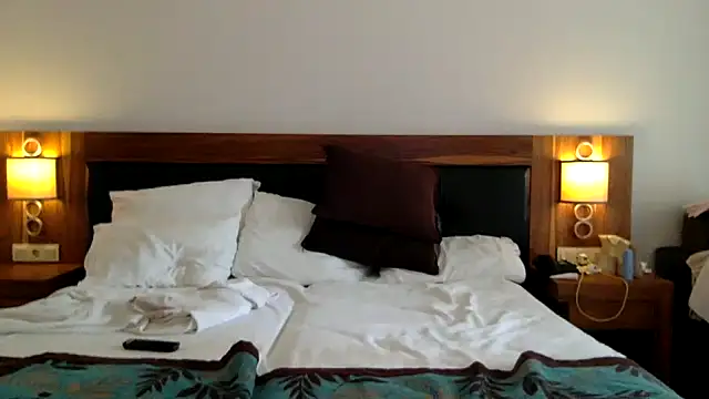 Zeyona Adlı Modelin Canlı XXX Sohbeti