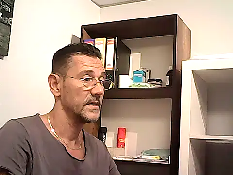 XXX chat uživo modela mastercharisma35