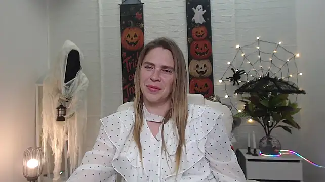 TessaDaybreak Live XXX-chat