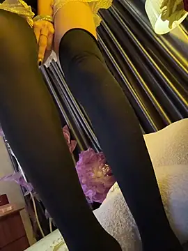 IvyMiss102 即時 XXX 聊天
