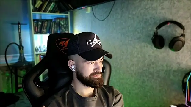 Chat XXX en directo de _Serious_Man