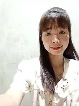 AmyLinee01 现场XXX聊天