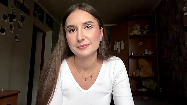 KittyNoSkirty XXX чат на живо