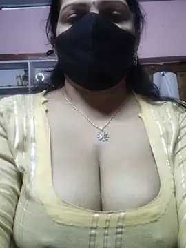 EZMA_7's Live XXX Chat