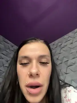 Queen_of_pain's Live XXX Chat