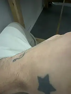 RealDeal2000xxx Live XXX Chat