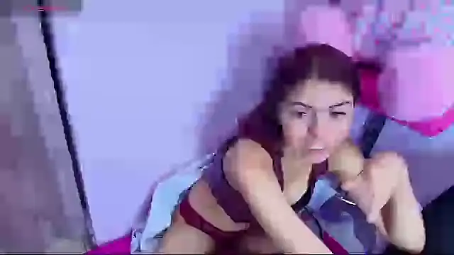 צ'אט XXX בשידור חי של aleja_frox
