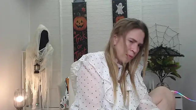 TessaDaybreak – Live XXX-chat